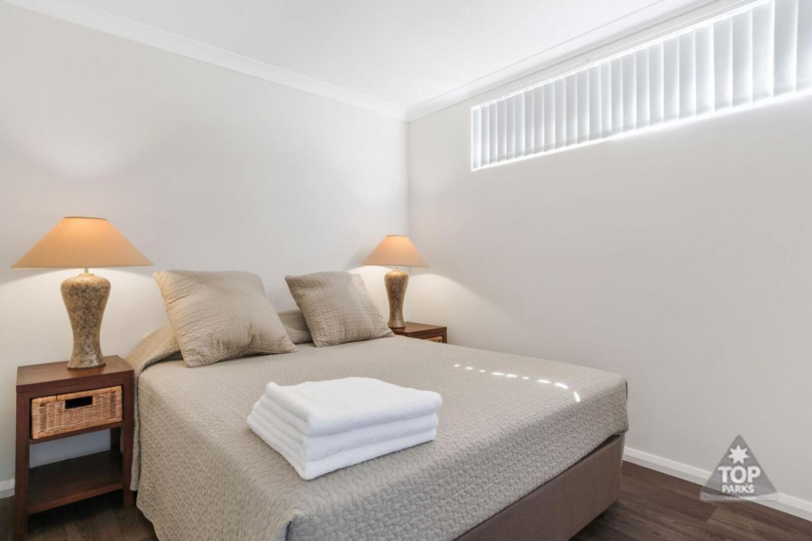 Dongara Tourist Park Hotell Port Denison Eksteriør bilde